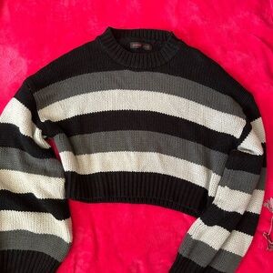 Forever 21 Black and Gray Striped Sweater